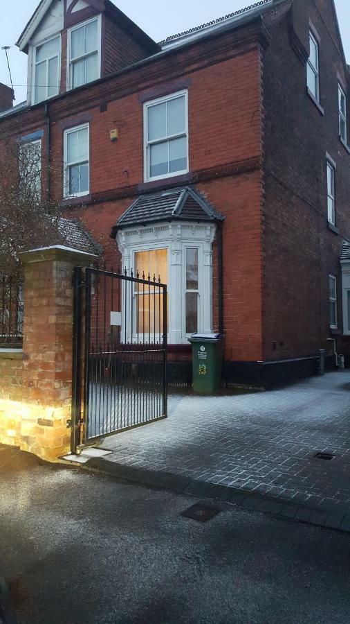 Haya Guest House Oldbury  Exterior photo